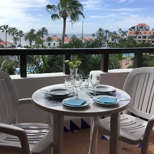 apartamento-frente-al-mar-playa-de-las-americas-tenerife.in-canary-islands.com/